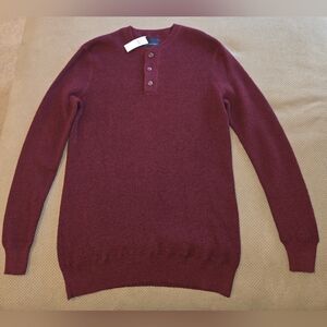 American Eagle Outfitters Men's Maroon Crewneck Sweater